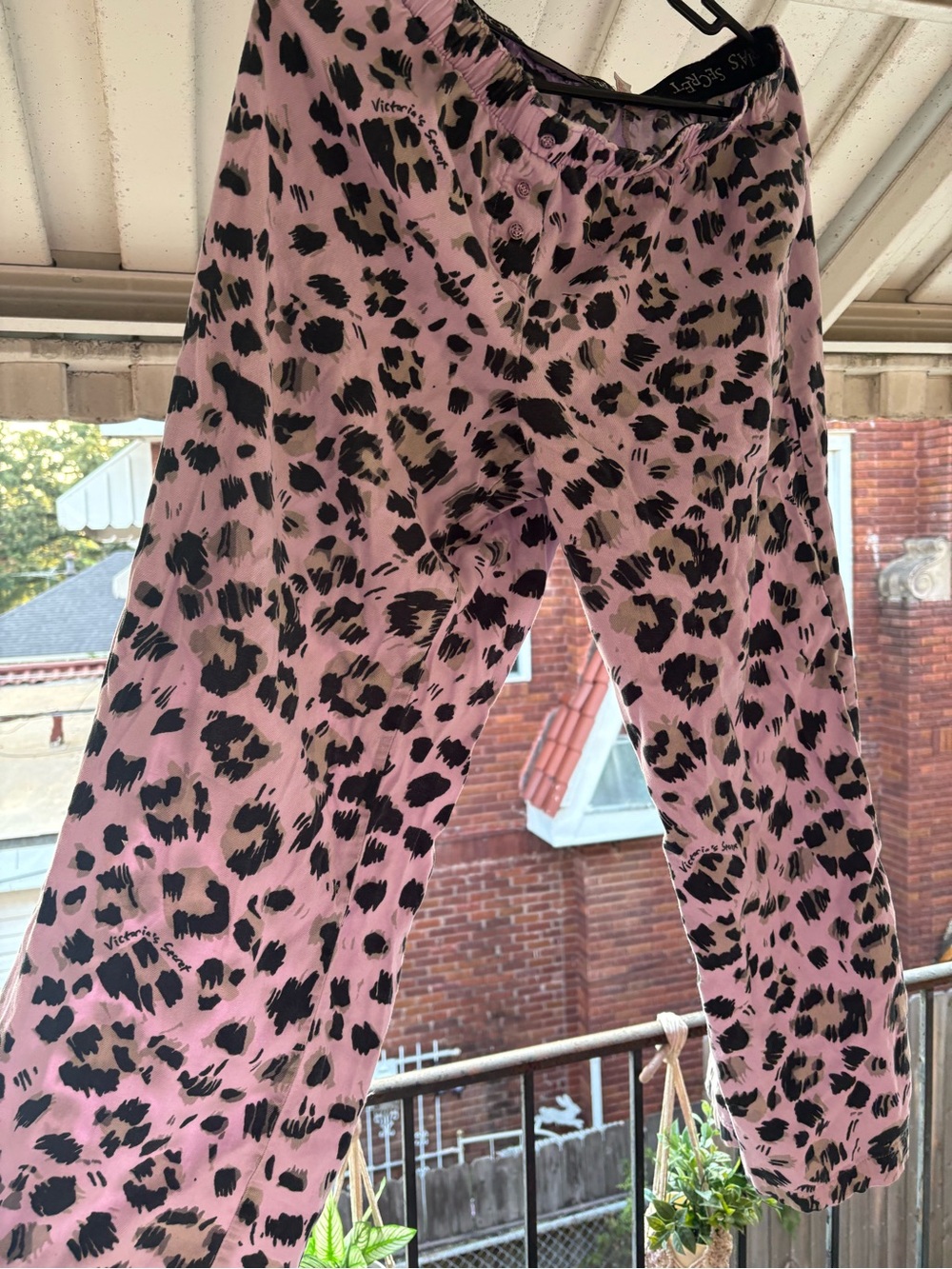 Victoria Secret Pink Leopard Print Pajama Pants Size Medium